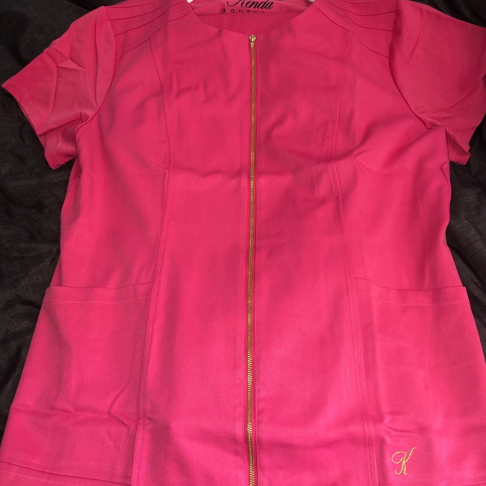 Kenda Katoure scrub set